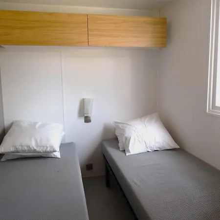 Bleu Marine * Sérignan