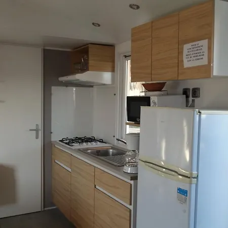 Bleu Marine Sérignan