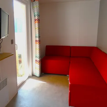 Bleu Marine Campsite Serignan