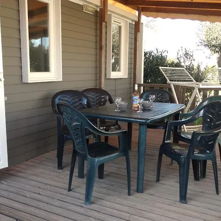 Bleu Marine Serignan