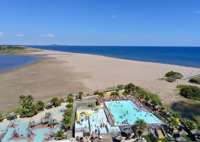 Camping Bleu Marine *